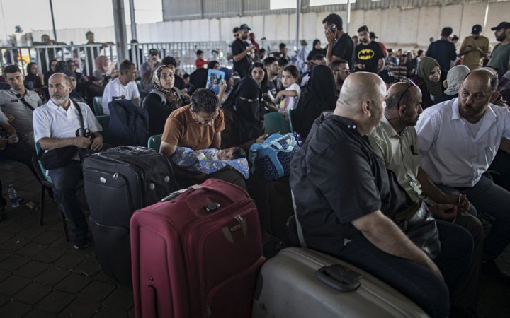 Сьогодні зі Сектора Гази можуть виїхати ще 600 іноземців, − Bloomberg з посиланням на ХАМАС