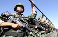 Китайские силовики подорвали пещеру с террористами и их семьями
