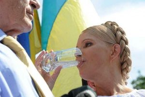 Тимошенко прекратит голодовку завтра 