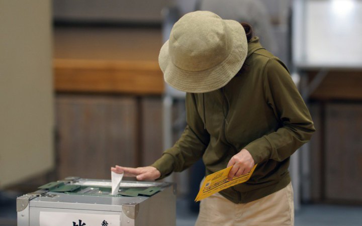 У Японії сьогодні відбулися вибори до верхньої палати парламенту. Вони вирішать долю прем'єра Ісіби