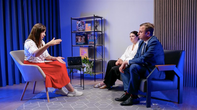  Ірина Андрейців, Анастасія Пристая і Євгеній Гончар