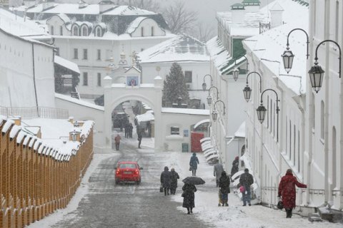 Завтра в Києві до -3 градусів, невеликий сніг