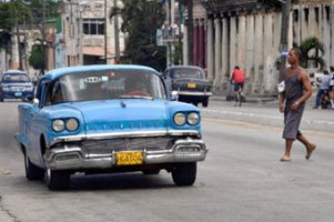 Кубинцам позволили покупать автомобили 