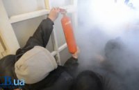 В Гостином дворе журналистам пустили в лицо слезоточивый газ 