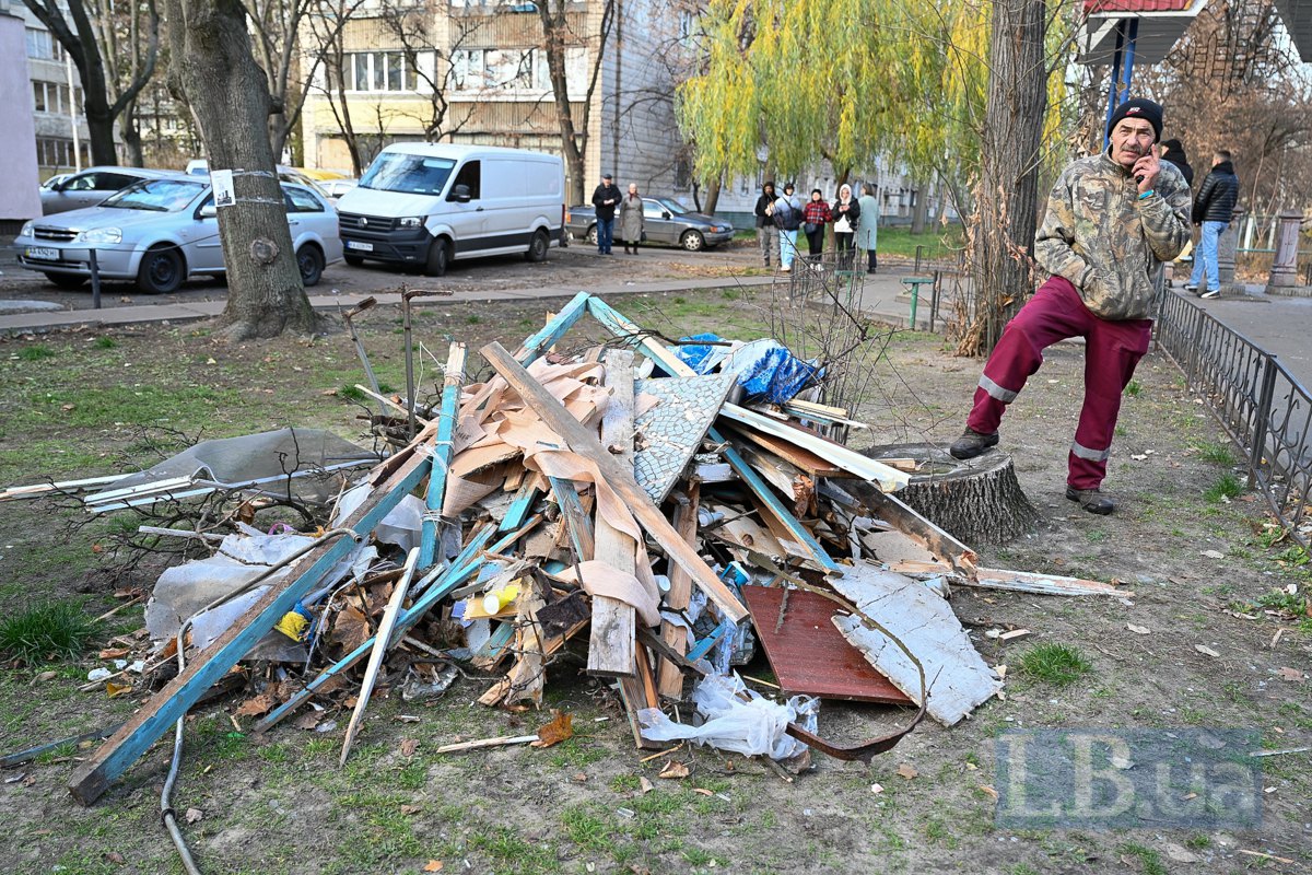 Наслідки обстрілу Деснянського району Києва після нічної атаки РФ, 14 листопада 2025