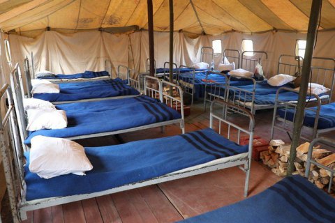 ГосЧС показала быт спасателей на тушении пожаров в Чернобыльской зоне