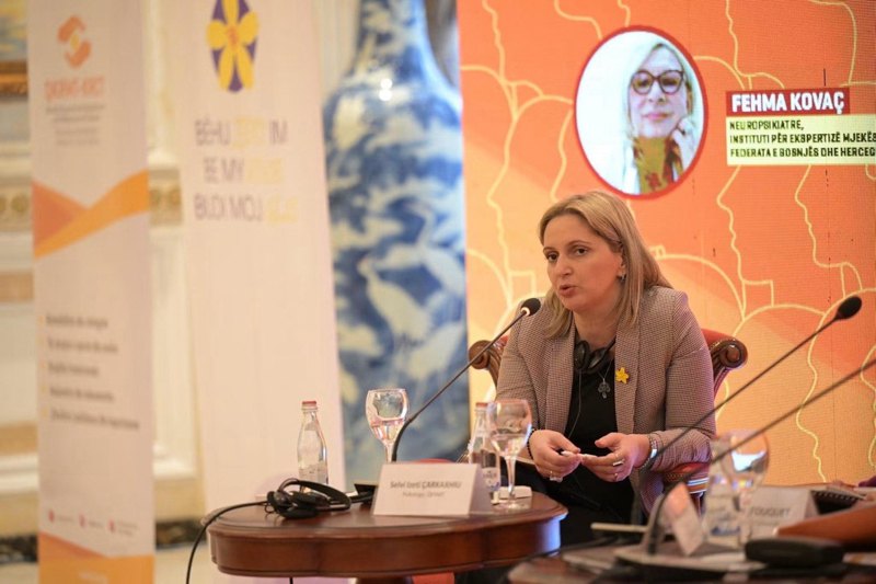 Селві Ізеті 