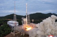 Нова космічна ракета Північної Кореї оснащена двигуном від міжконтинентальних балістичних, − аналітики