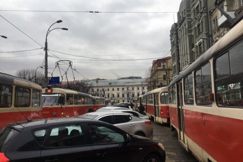В Киеве из-за ДТП образовалась пробка из 21 трамвая 