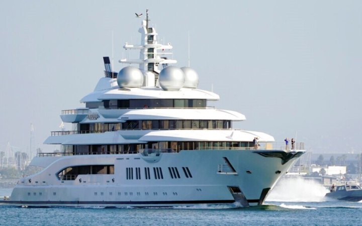У США суд відмовився продавати яхту російського олігарха Керімова