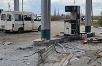 Окупанти вдарили по території АЗС на Харківщині, є поранені