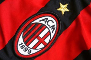 "Милан" отказался доигрывать матч из-за расистских выкриков болельщиков 