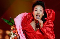 Жена-певица поможет китайскому лидеру очаровать южноафриканцев