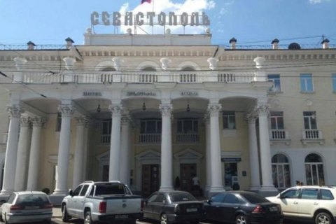 Остання західна мережа готелів покинула окупований Крим, - Reuters