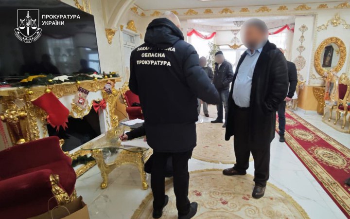 Суд узяв під варту депутата райради на Закарпатті, який приховав у декларації мільйони