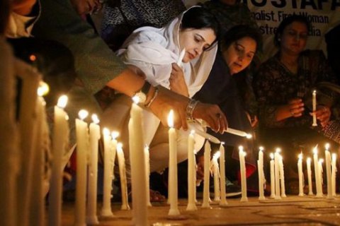 У Пакистані під час спецоперацій після вибуху в храмі вбито 100 бойовиків