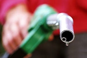 Виробництво бензину в Україні спадає