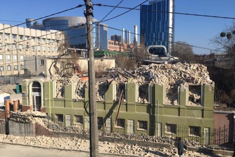 Министр культуры назвал "варварством" демонтаж дома Уткина в Киеве