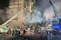Ракетний удар по Дніпру: кількість поранених зросла до 64, з-під завалів врятували 35 людей