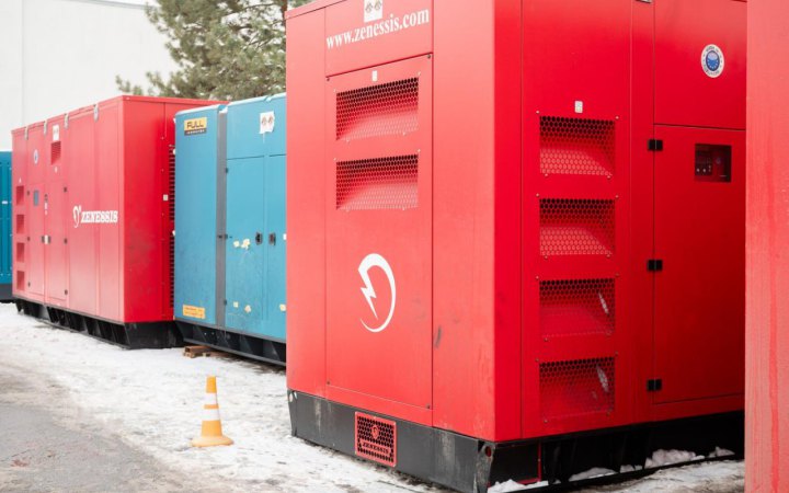 Литва передала 22 генератори для забезпечення потреб критичної інфраструктури Києва