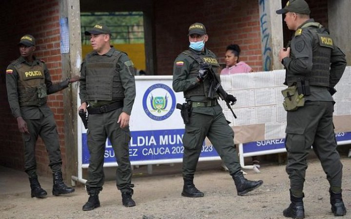 У Колумбії від вибуху загинули семеро поліцейських