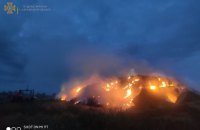 На Харківщині сталася масштабна пожежа на фермі