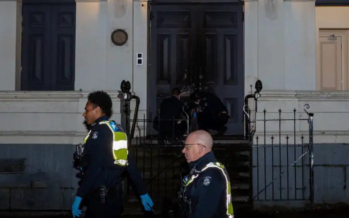 У Мельбурні невідомий підпалив синагогу з людьми усередині