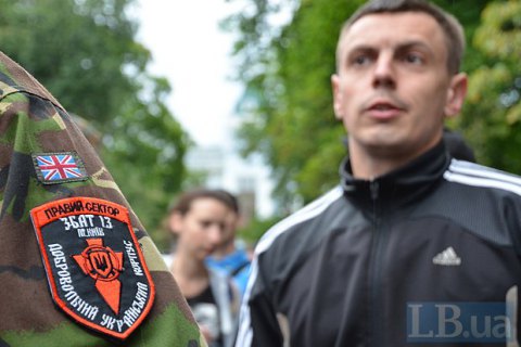 "Правый сектор" пригрозил отправить все свои батальоны на Киев