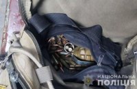 У київському метро затримали чоловіка з гранатою