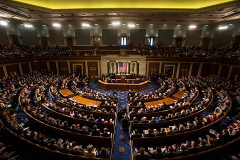 Конгресс США принял два законопроекта для завершения "шатдауна"