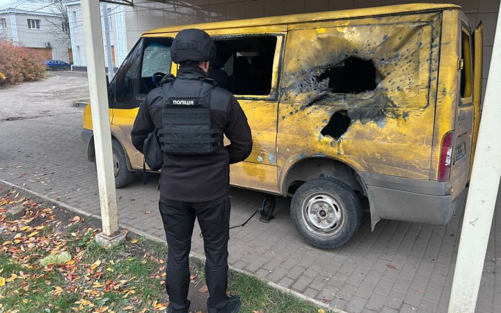 Російський дрон атакував цивільне авто у Костянтинівці, загинула людина