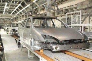 Производство автомобилей в Украине упало почти на 20%