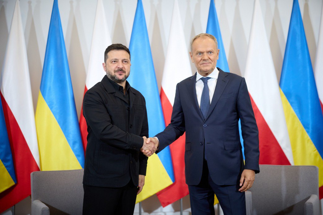  Президент України Володимир Зеленський провів зустріч із Прем’єр-міністром Польщі Дональдом Туском під час зустрічі у Любліні.