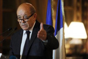 Франция: не следует спешить с признанием объединенной сирийской оппозиции