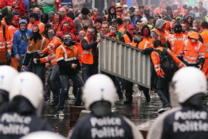 В Брюсселе проходит акция протеста европейских профсоюзов