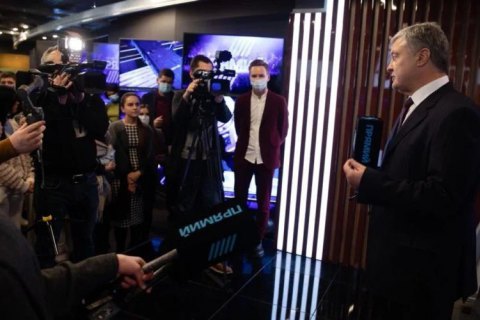 Порошенко призвал Прямой канал сохранять проукраинский курс 