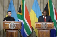 Зеленський обговорив із президентом ПАР, як  тиснути на Росію заради миру на рівні G20