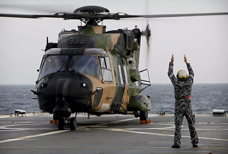 Гелікоптери <i>MRH-90 Taipan</i> Королівського флоту Австралії