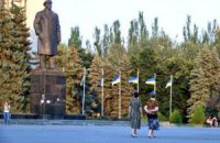 У Слов'янську закидали фарбою пам'ятник Леніну