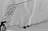 Крупнейший ледник Антарктиды стал таять на 50% быстрее