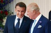 Макрон у Британії пообіцяв не покинути Україну