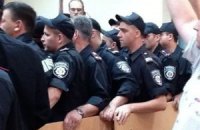 В Печерском суде произошла драка между милицией и депутатами