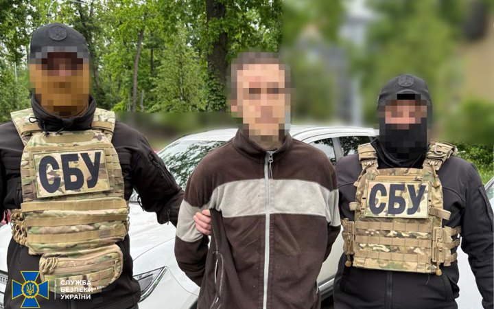 Затримали комірника, викритого на корегуванні комбінованих ударів ворога по Києву