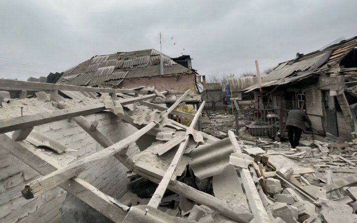 Головне за понеділок, 17 листопада: майже 140 боєзіткнень, атака на Дніпро, удари по Нікополю