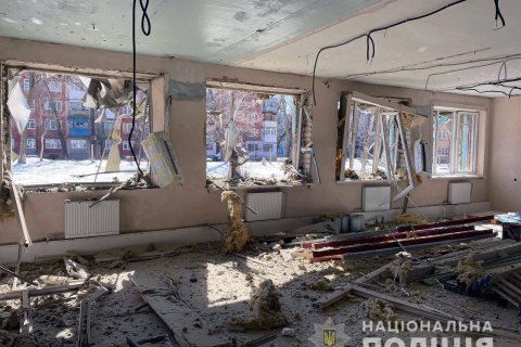 Російські окупанти зруйнували мінімум 45 закладів освіти на Київщині 