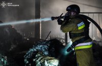 РФ атакувала безпілотниками Черкаси, є постраждала (доповнено)