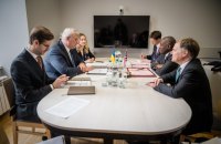 Сибіга зустрівся із очільником британського МЗС: говорили про порушення РФ припинення вогню