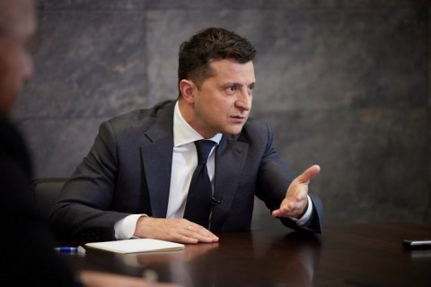 Зеленський ввів у дію рішення РНБО щодо санкцій проти Фукса, Фірташа та оточення Путіна