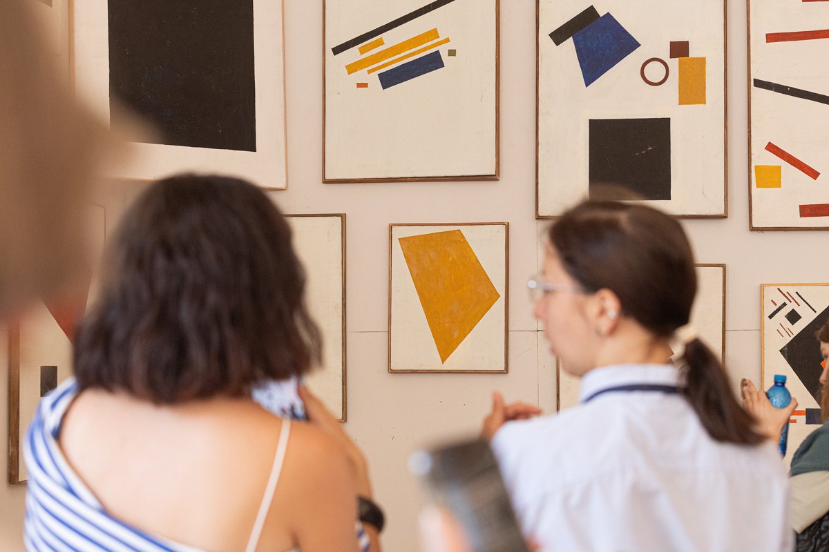 Виставка «0,10» 