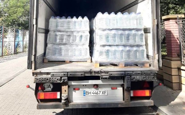 Ізраїль передав питну воду у два українських міста